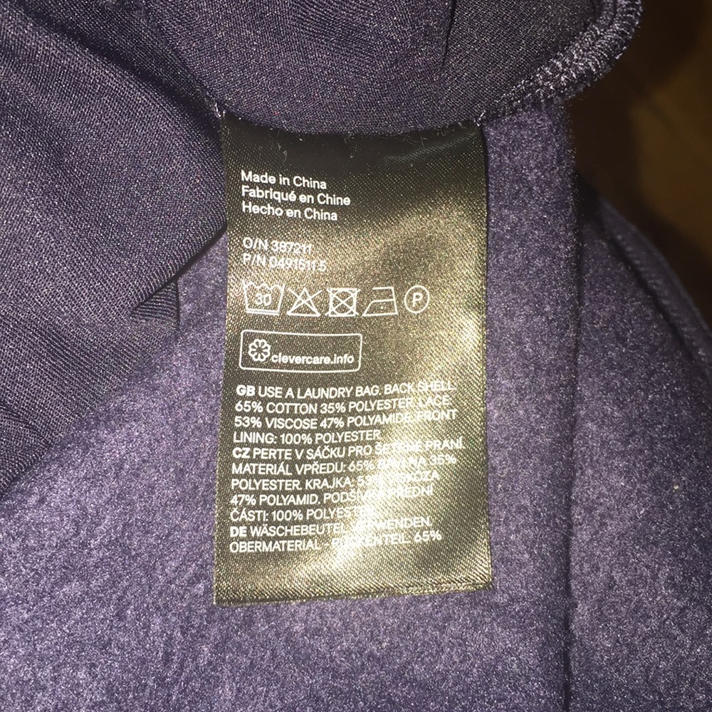 NWOT H&M Navy Blue Lace Long-sleeve Top - Picture 7 of 7